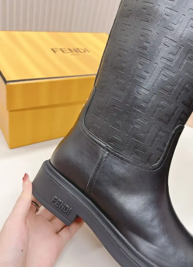 hype Fendi Boots