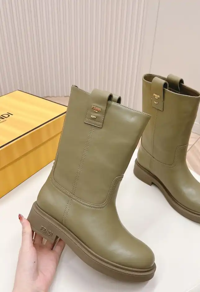 hype Fendi Boots