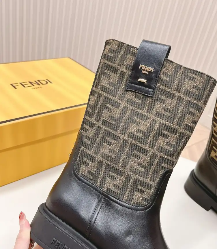 hype Fendi Boots