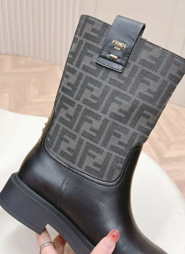 hype Fendi Boots