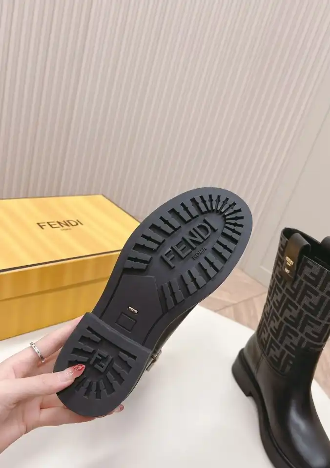 hype Fendi Boots