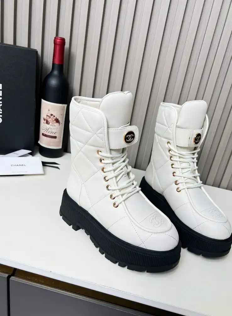 hype Chanel Boots