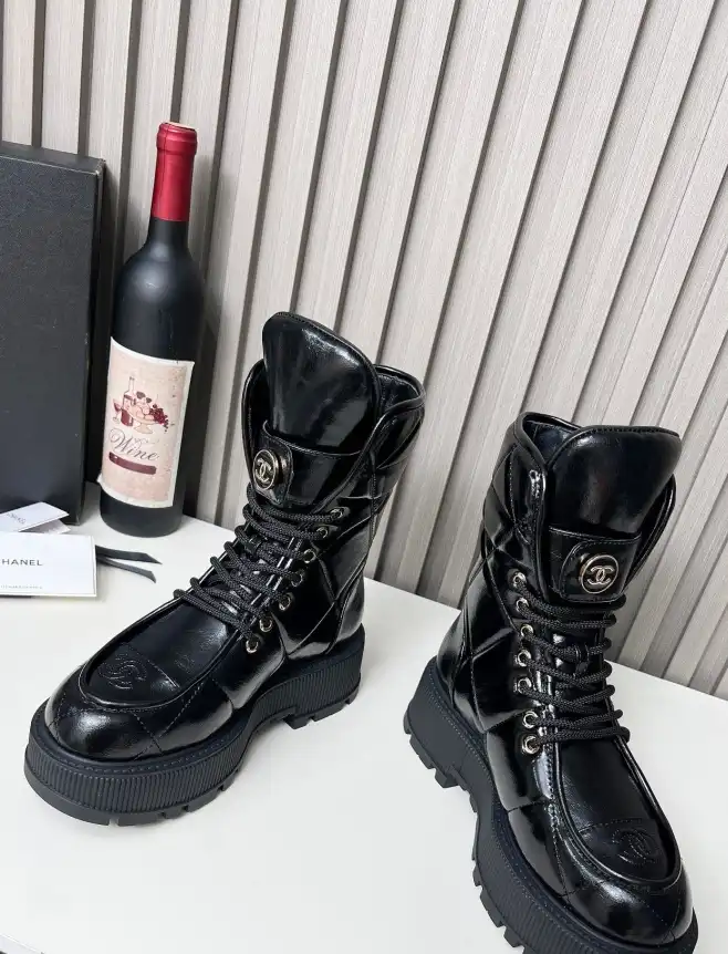 hype Chanel Boots