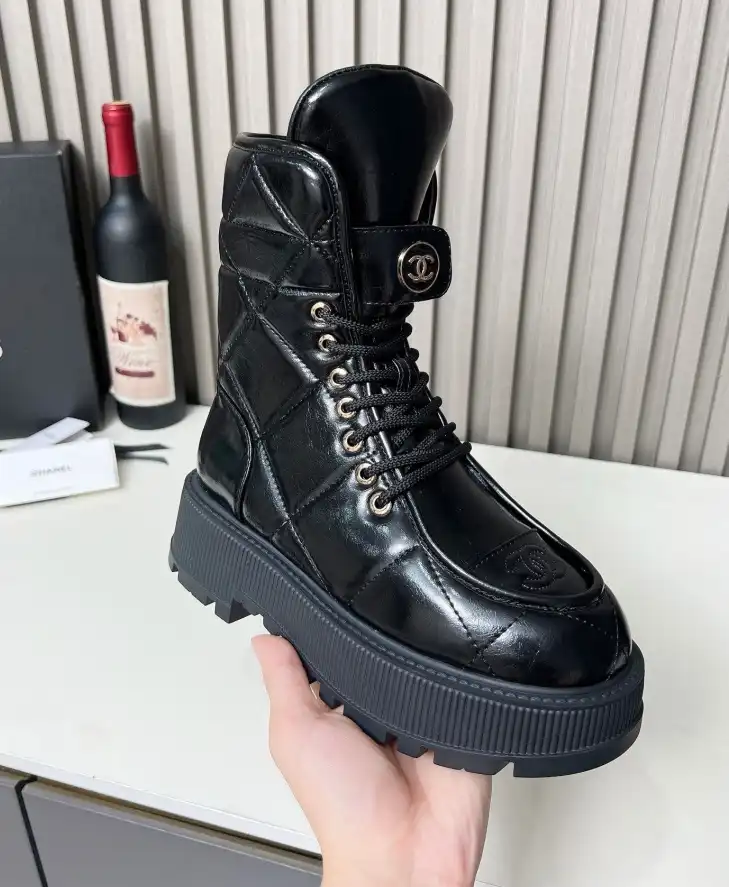 hype Chanel Boots