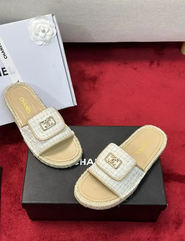 hype Chanel Slippers