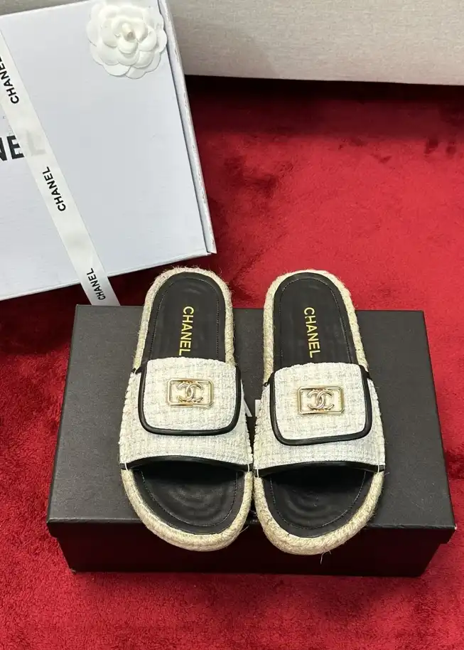 hype Chanel Slippers