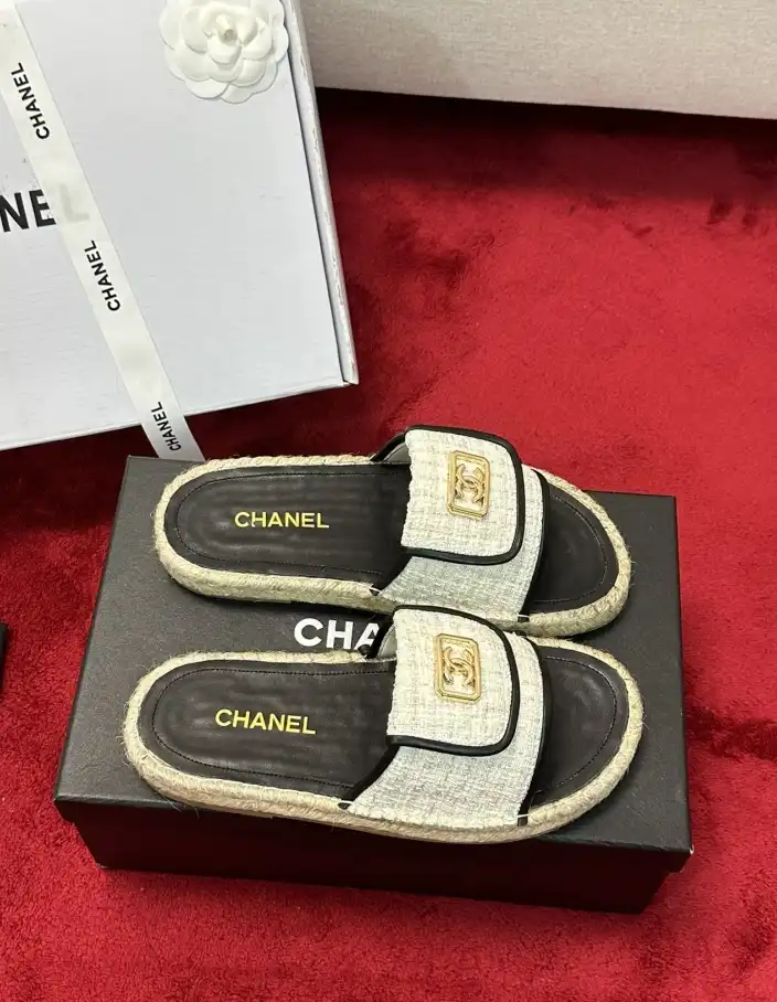 hype Chanel Slippers