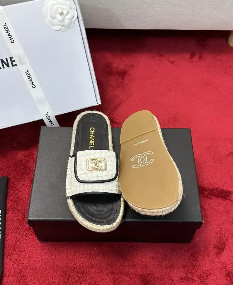 hype Chanel Slippers