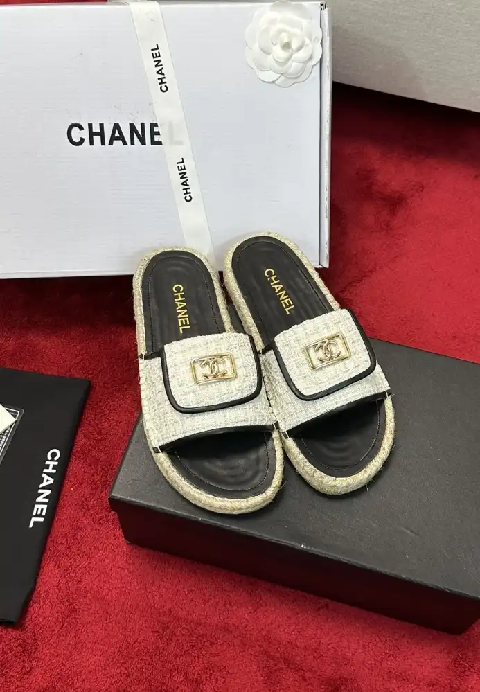 hype Chanel Slippers