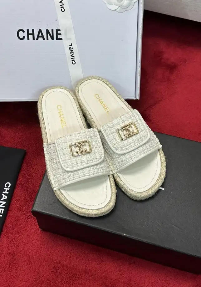 hype Chanel Slippers