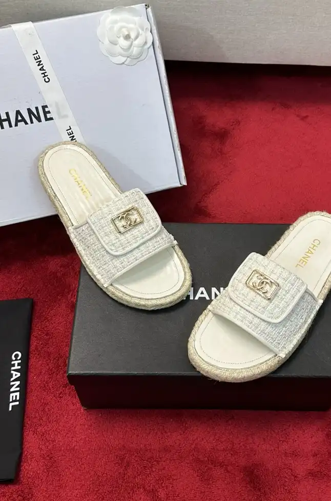 hype Chanel Slippers