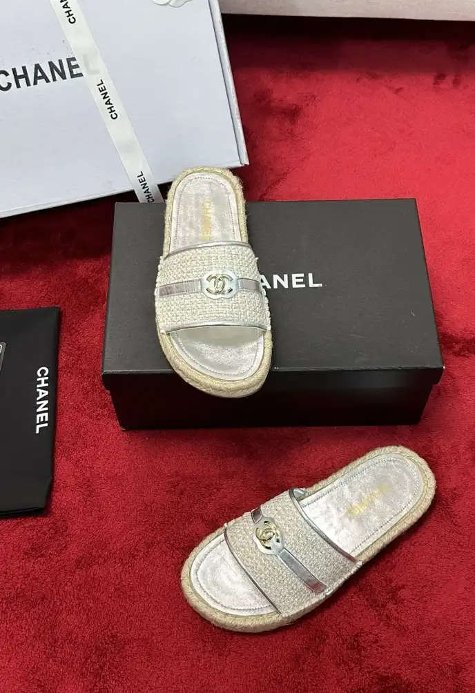 hype Chanel Slippers