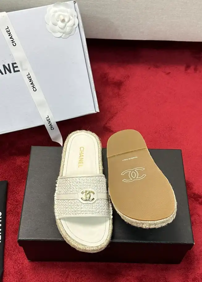 hype Chanel Slippers