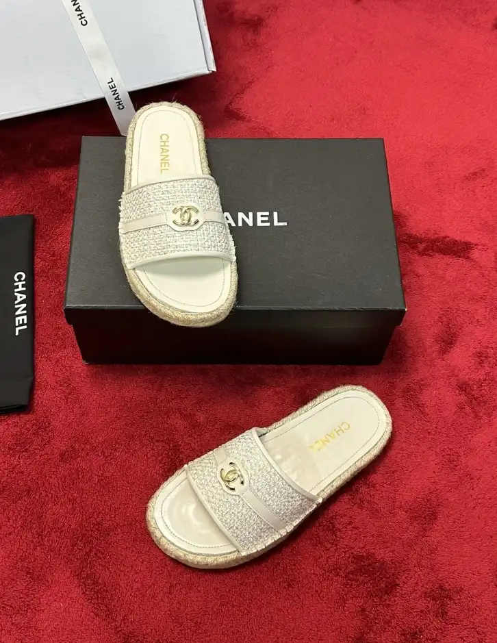 hype Chanel Slippers