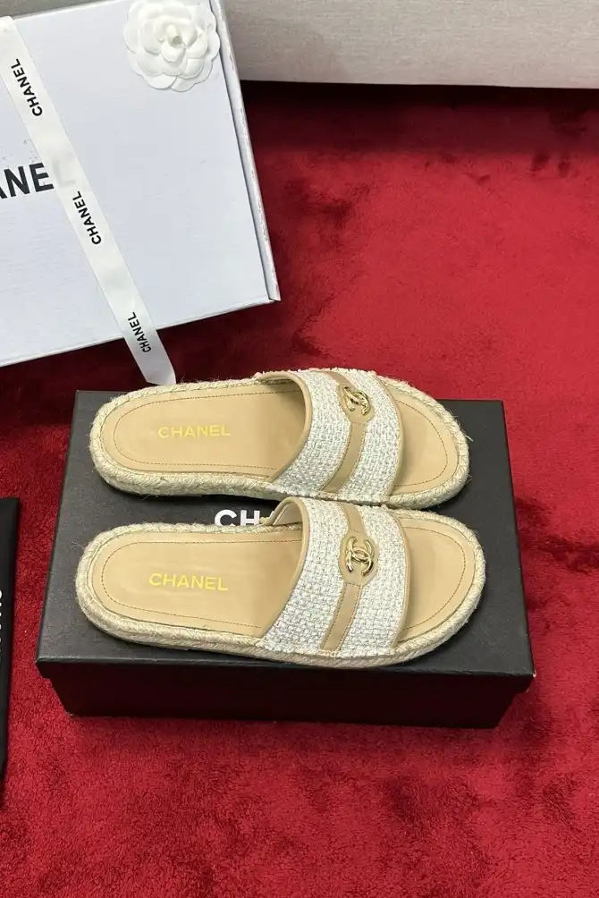 hype Chanel Slippers