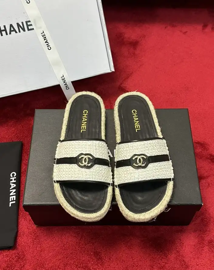 hype Chanel Slippers