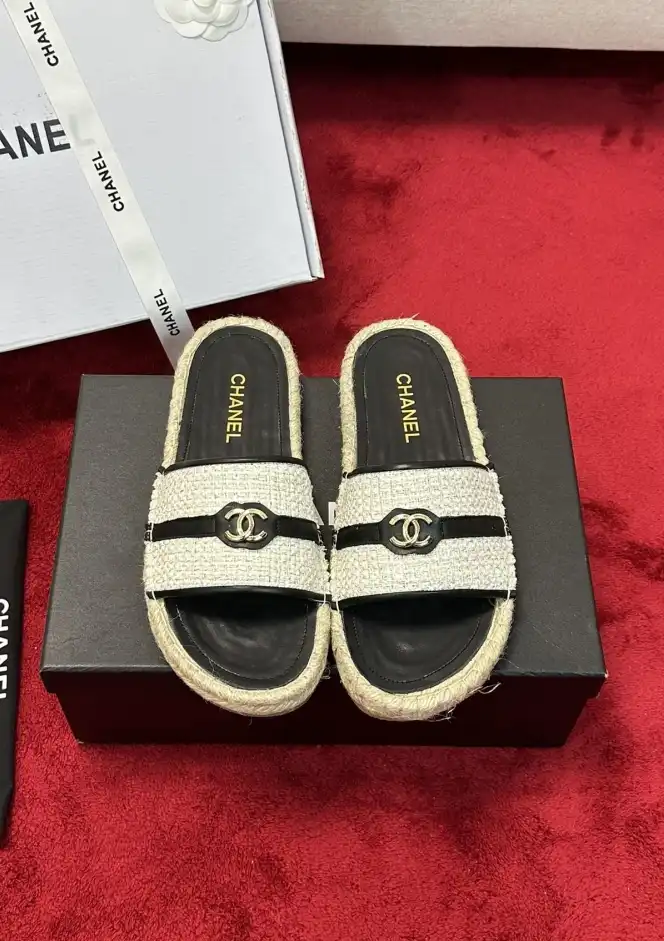 hype Chanel Slippers