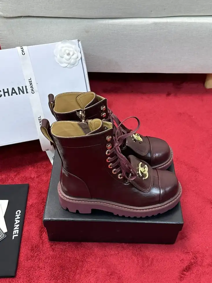 hype Chanel Boots