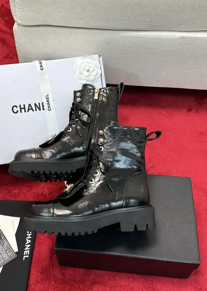 hype Chanel Boots