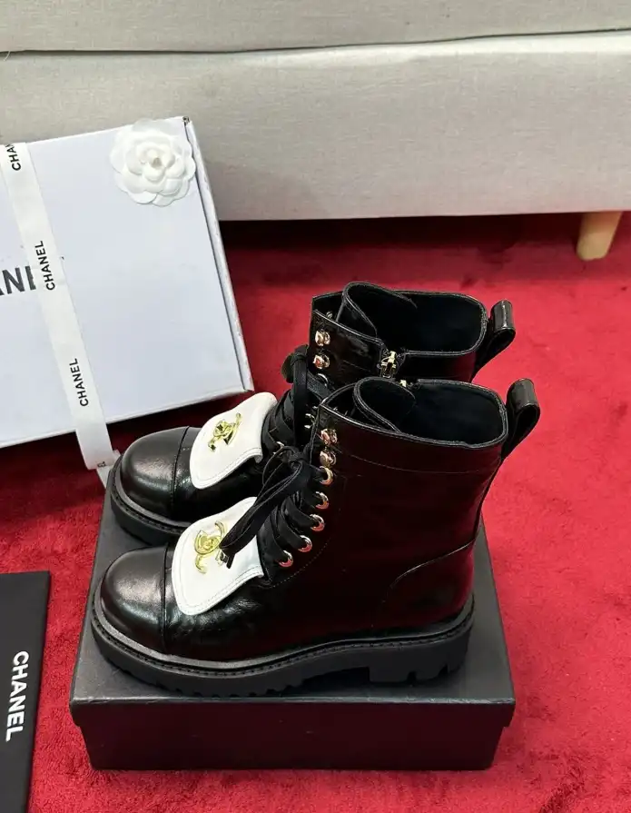 hype Chanel Boots