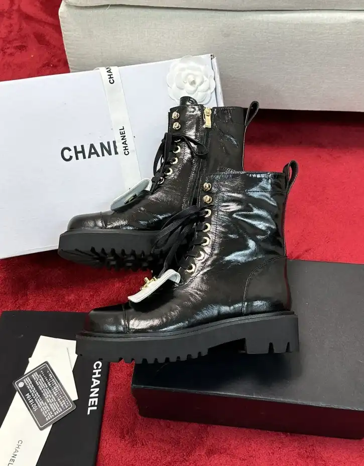 hype Chanel Boots