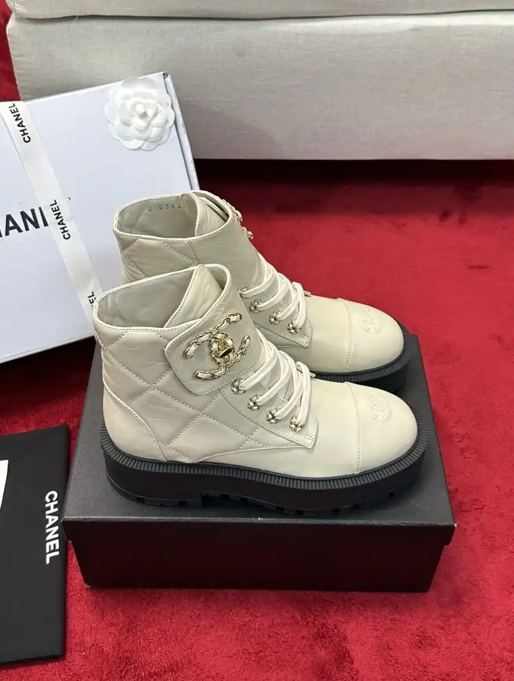 hype Chanel Boots