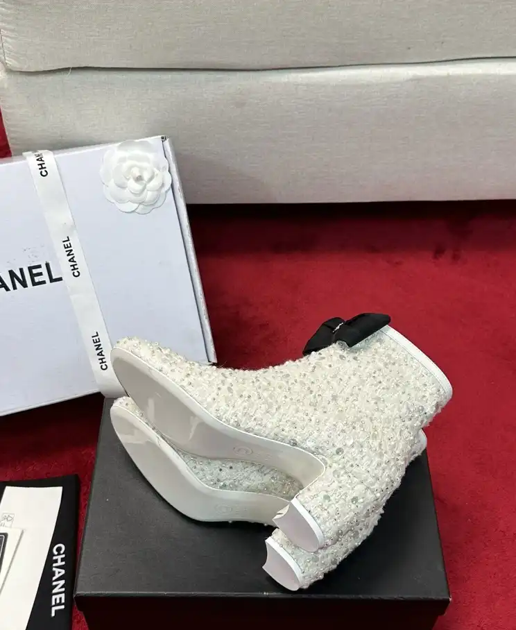 hype Chanel Boots