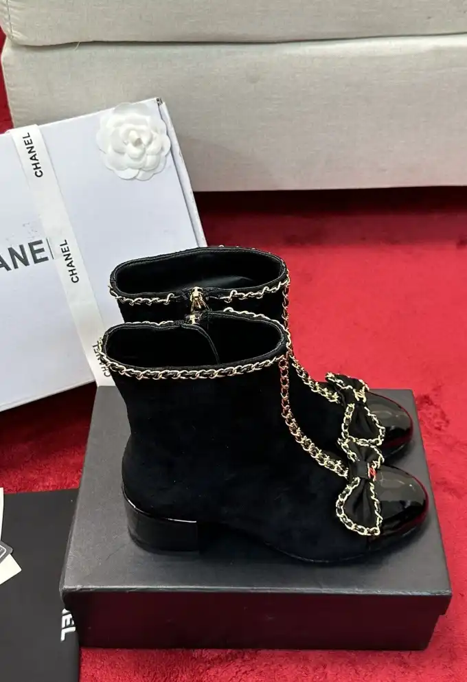 hype Chanel Boots