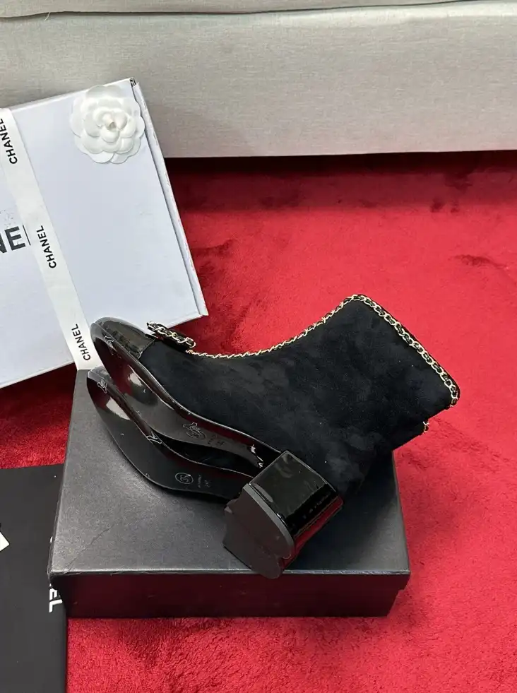 hype Chanel Boots