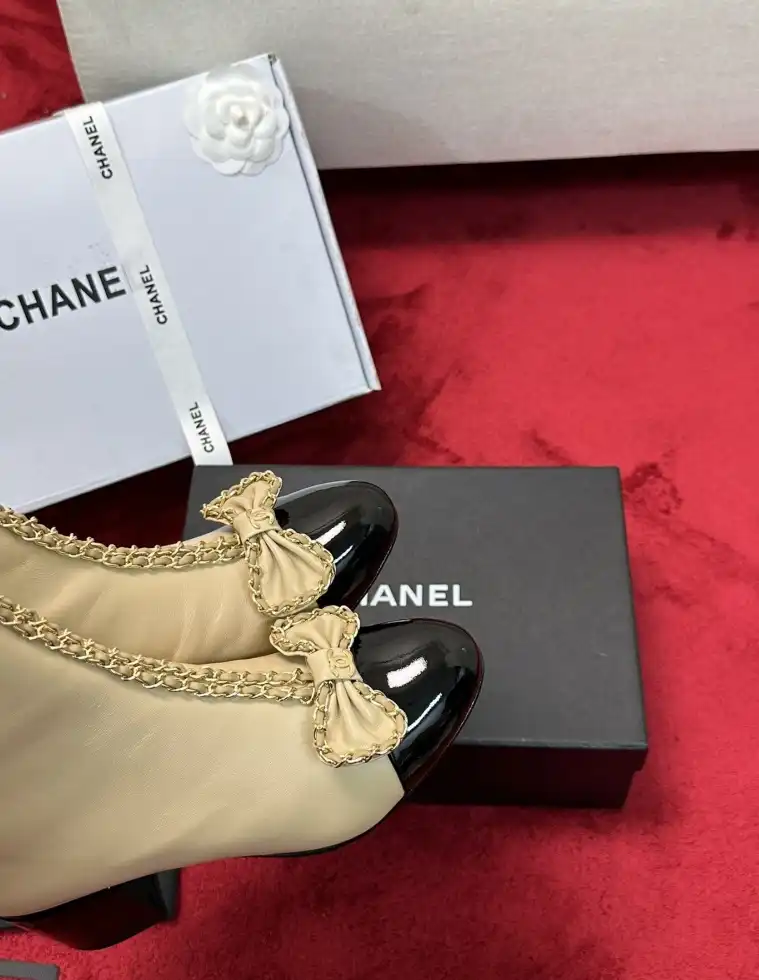 hype Chanel Boots