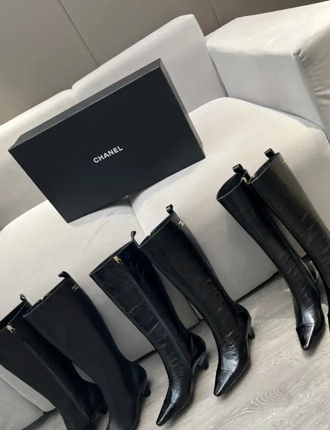 hype Chanel Boots