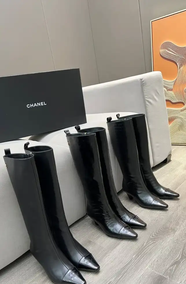 hype Chanel Boots