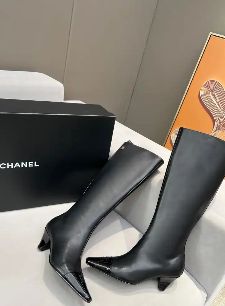 hype Chanel Boots