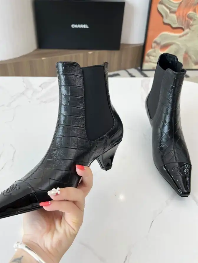 hype Chanel Boots