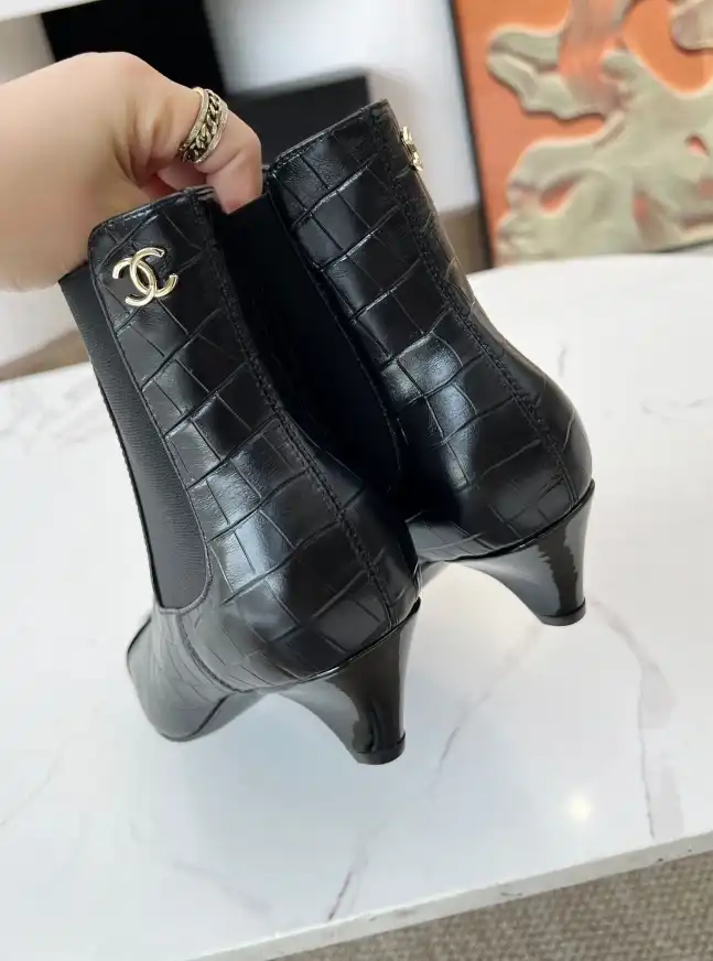 hype Chanel Boots