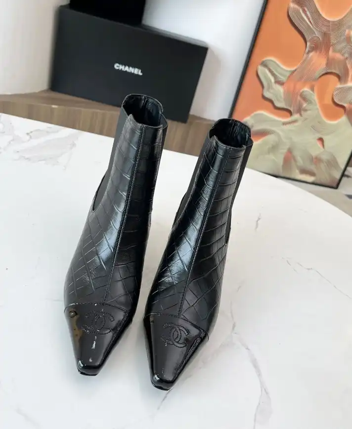 hype Chanel Boots