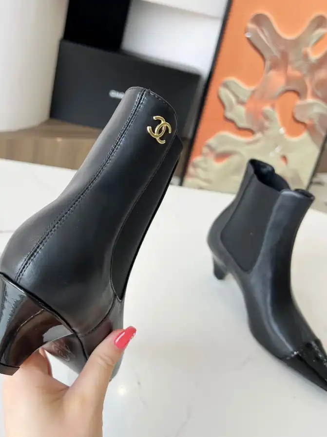 hype Chanel Boots