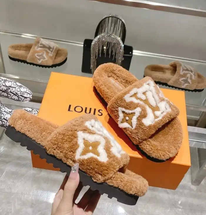 hype LV Slippers