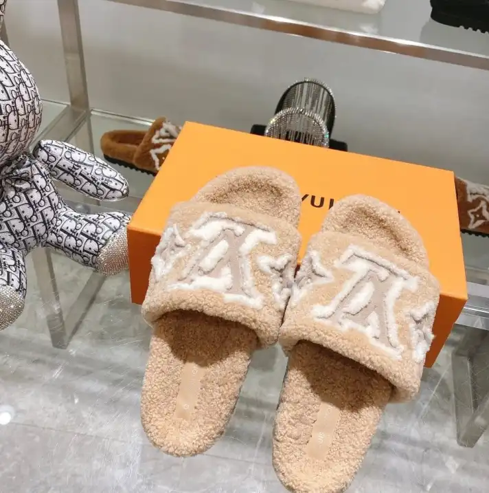 hype LV Slippers