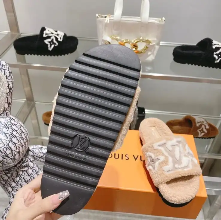 hype LV Slippers