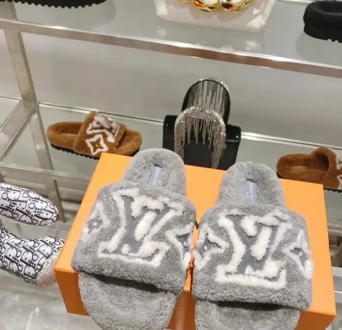 hype LV Slippers