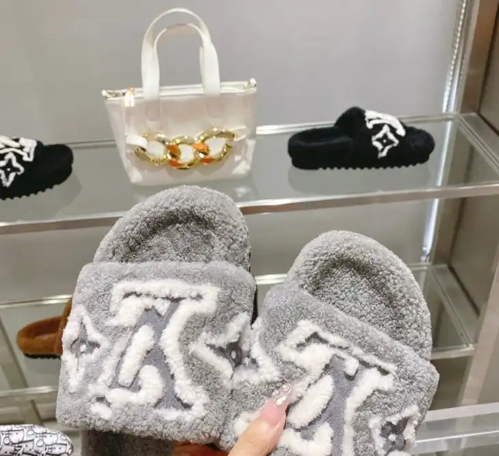 hype LV Slippers