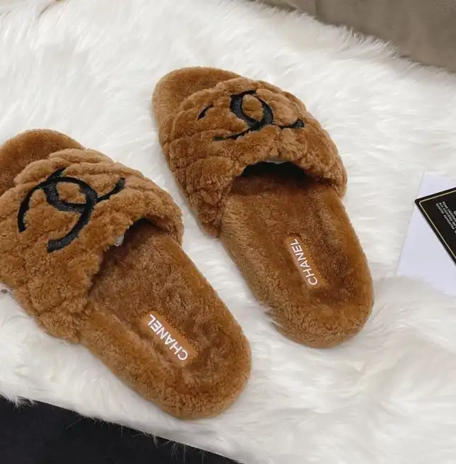 hype Chanel Slippers