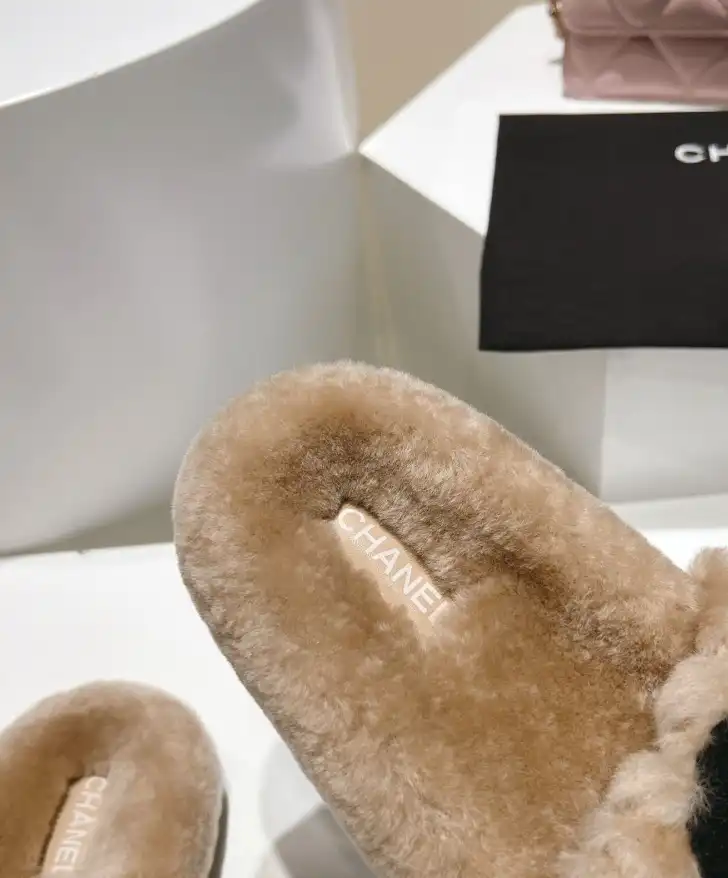 hype Chanel Slippers