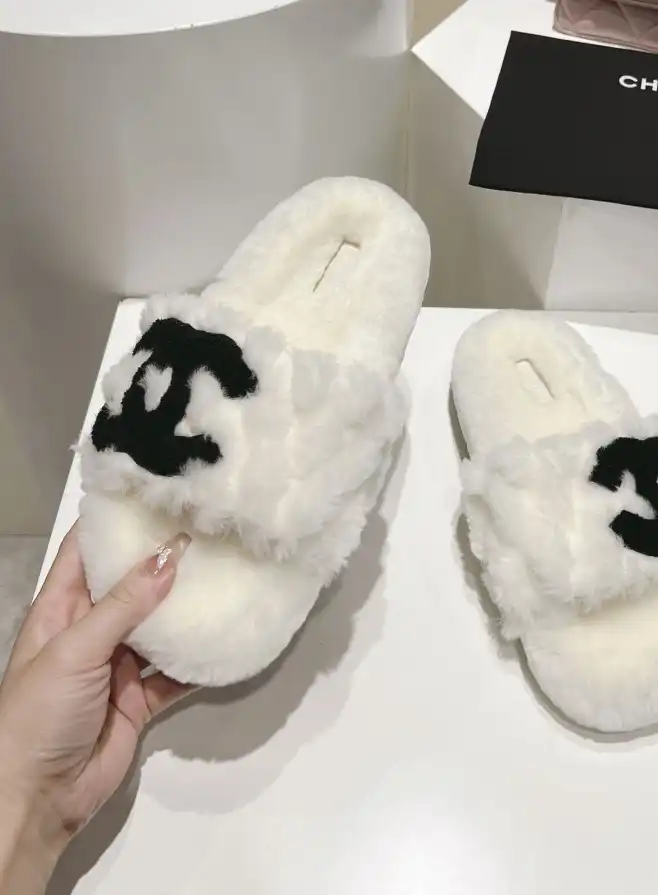 hype Chanel Slippers