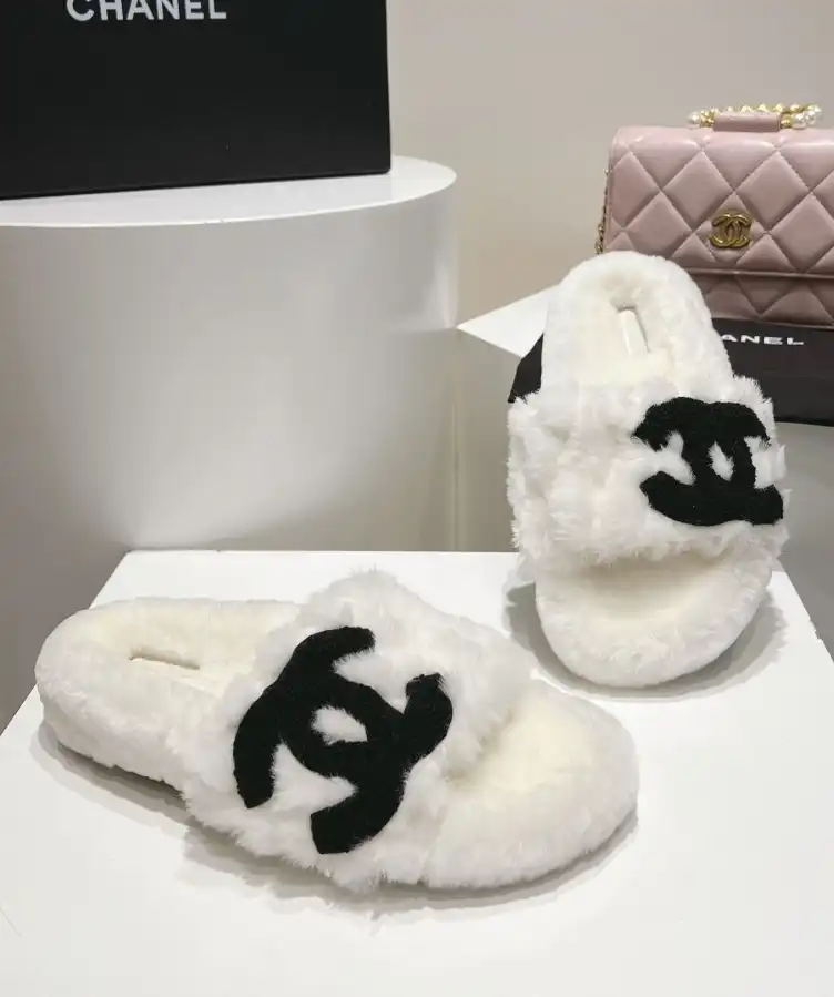 hype Chanel Slippers