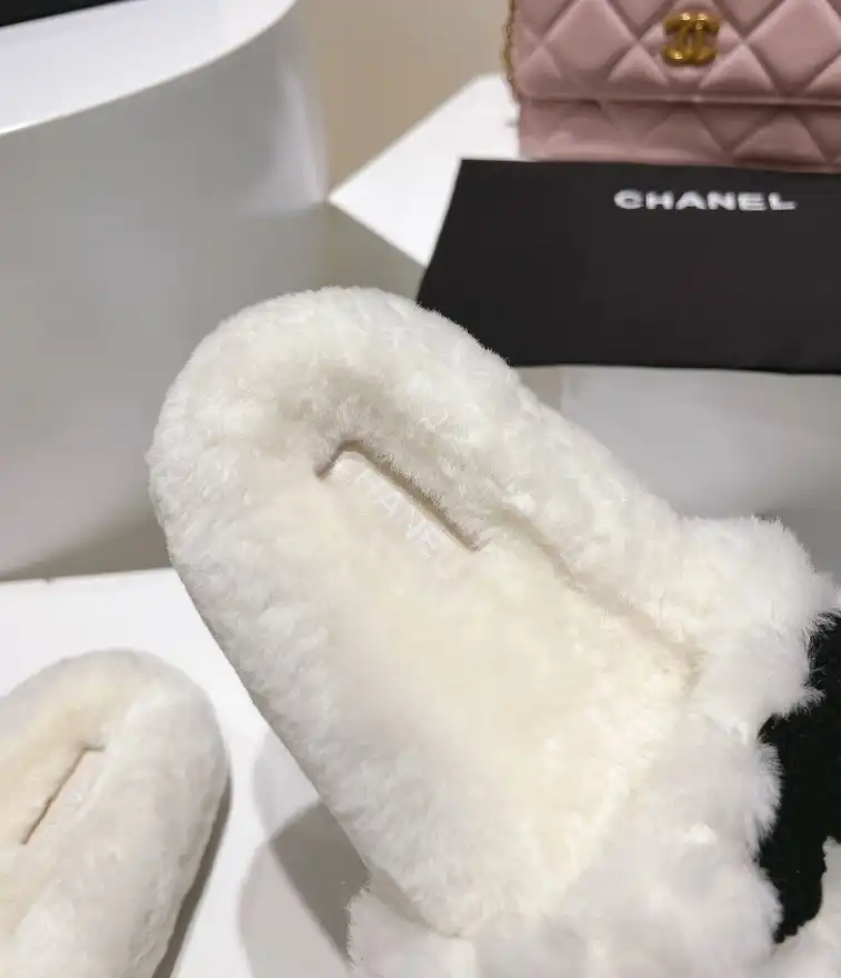 hype Chanel Slippers