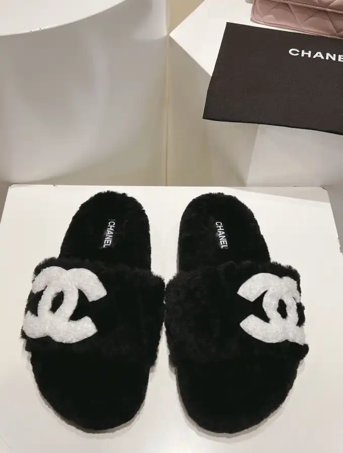 hype Chanel Slippers