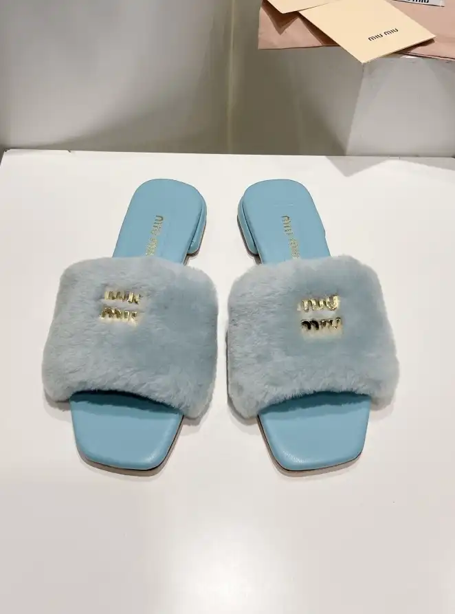 hype Miu Miu Slippers