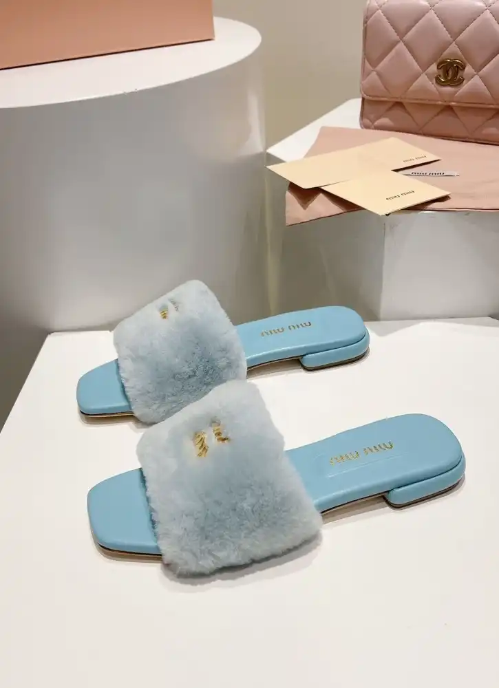 hype Miu Miu Slippers